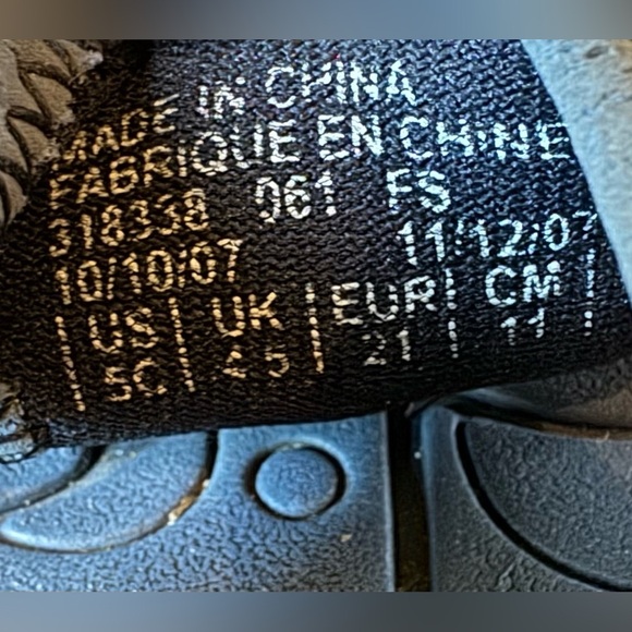 NIKE Black & Grey Pirate Ship Slip-on Sandals - Size 5C - Picture 7 of 11